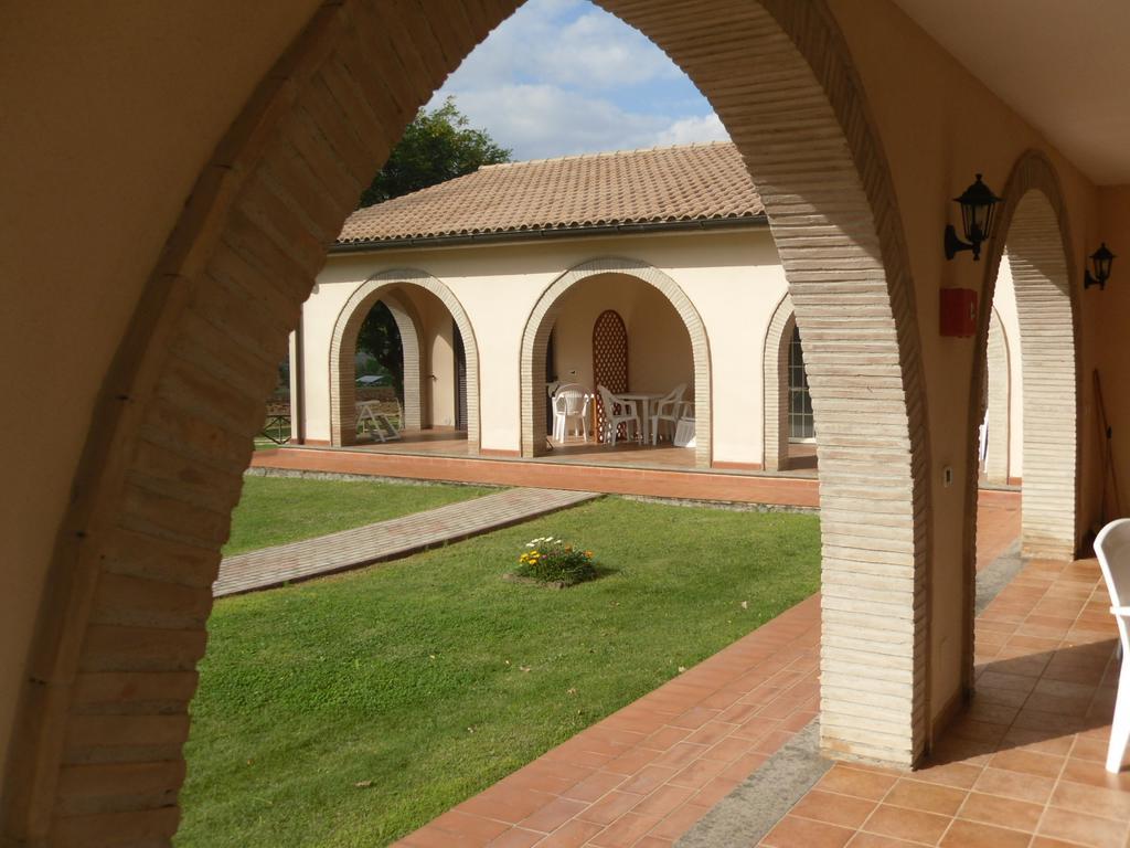 Agriturismo Il Giardino Saturnia Exterior photo
